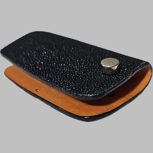 Shark skin Key cover Key chain - Picture 2 of 11